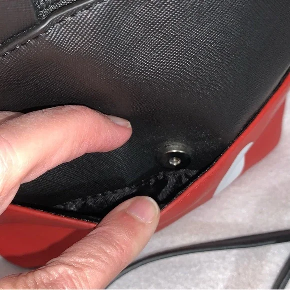 NWOT Disney Mickey Mouse Crossbody Purse Small - Picture 2 of 10